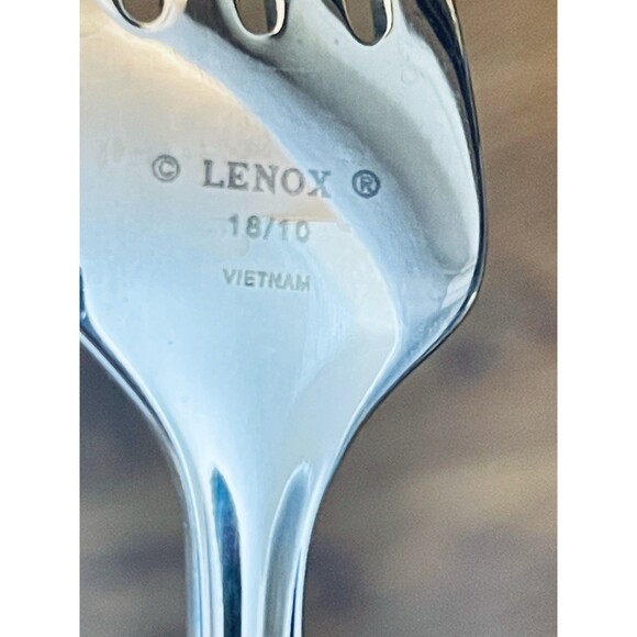 Lenox Covington 18/10 Flatware 6pc Lot – Knives & Forks Vietnam Discontinued - Picture 4 of 5